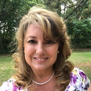 Meet your Posher, Raye